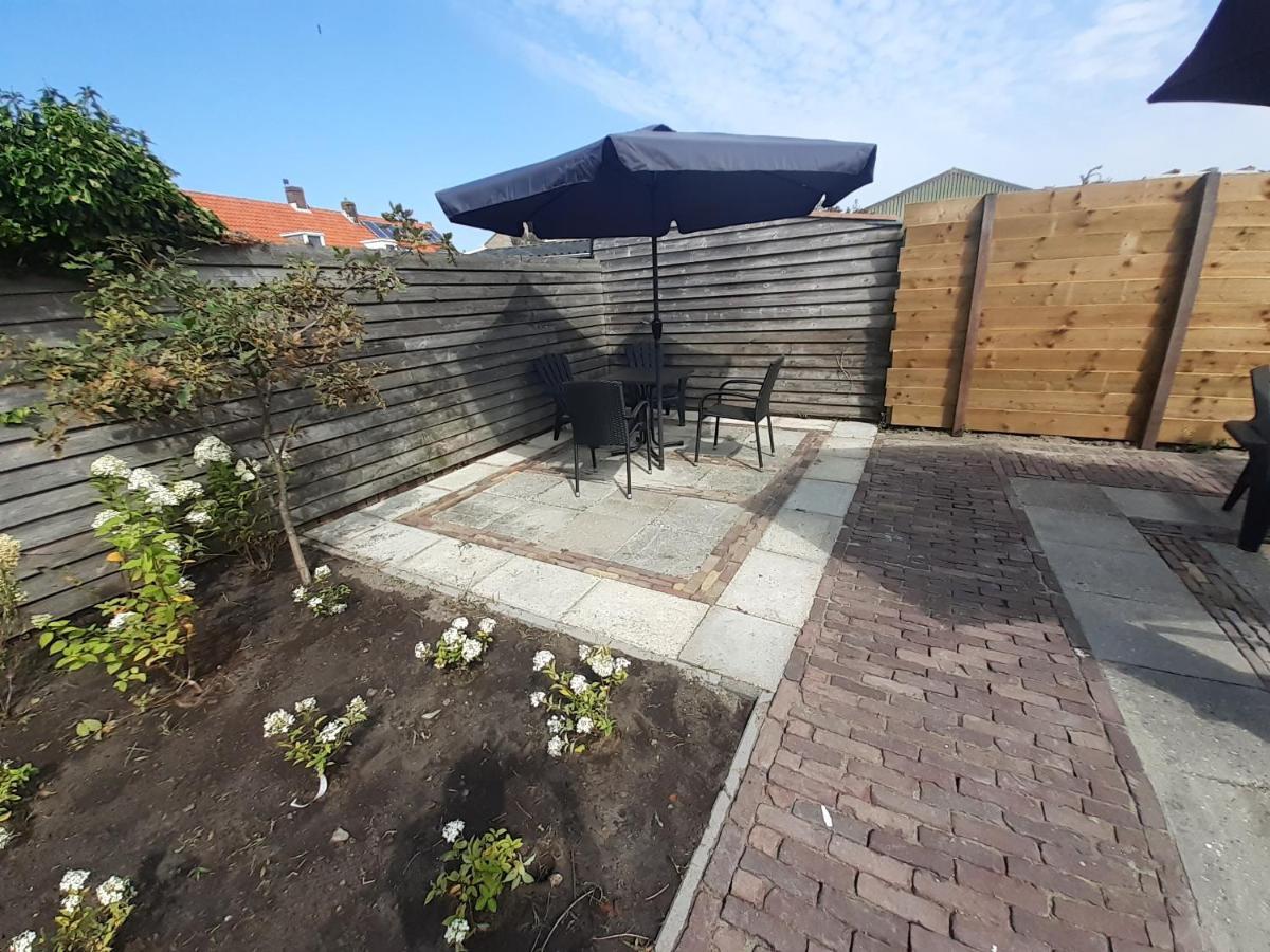 Huize De Koeie Hotel Westkapelle Eksteriør billede